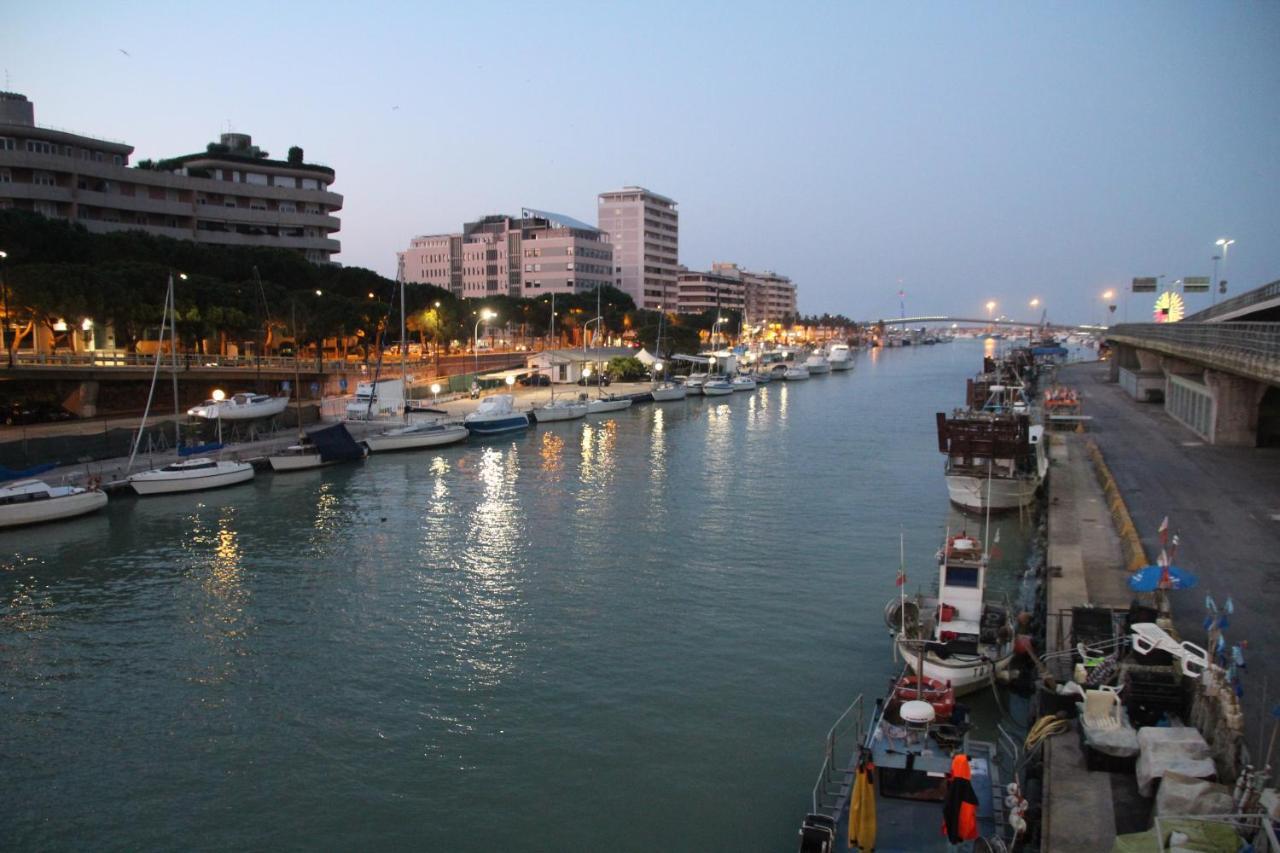 B&B Pescara Centro Luxury Suite Luaran gambar